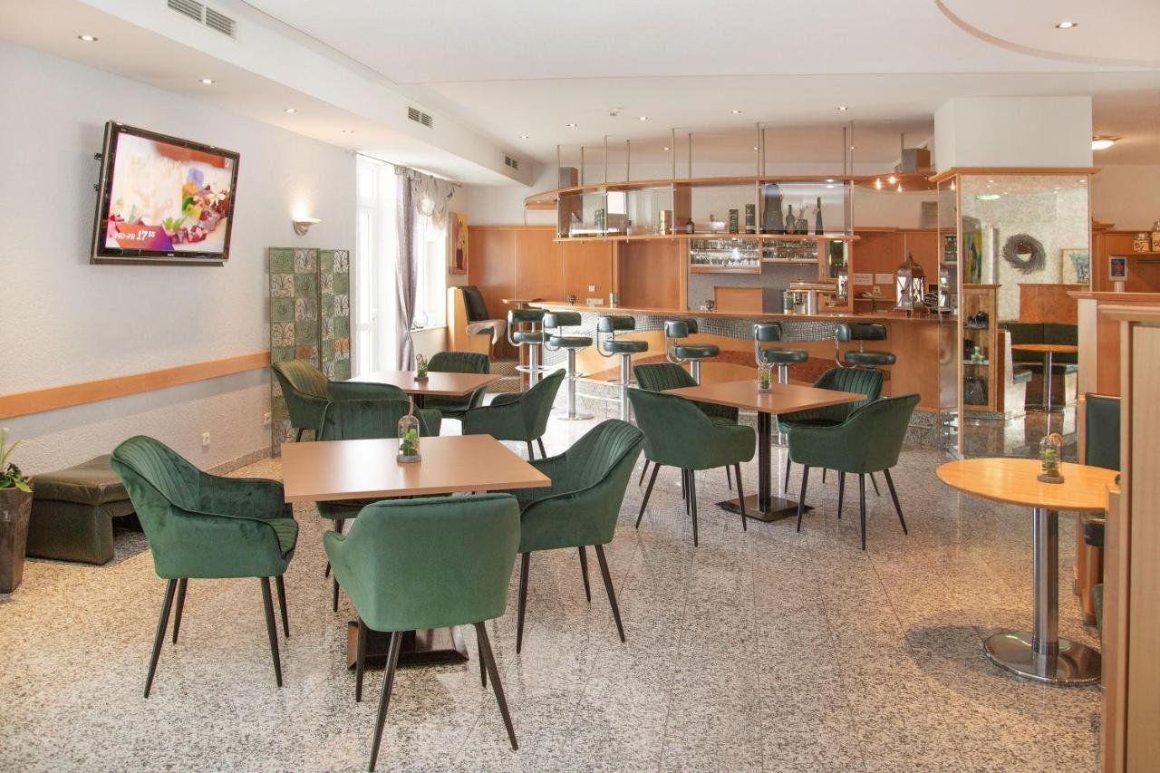 Fairway Hotel Sankt Leon-Rot Exterior photo