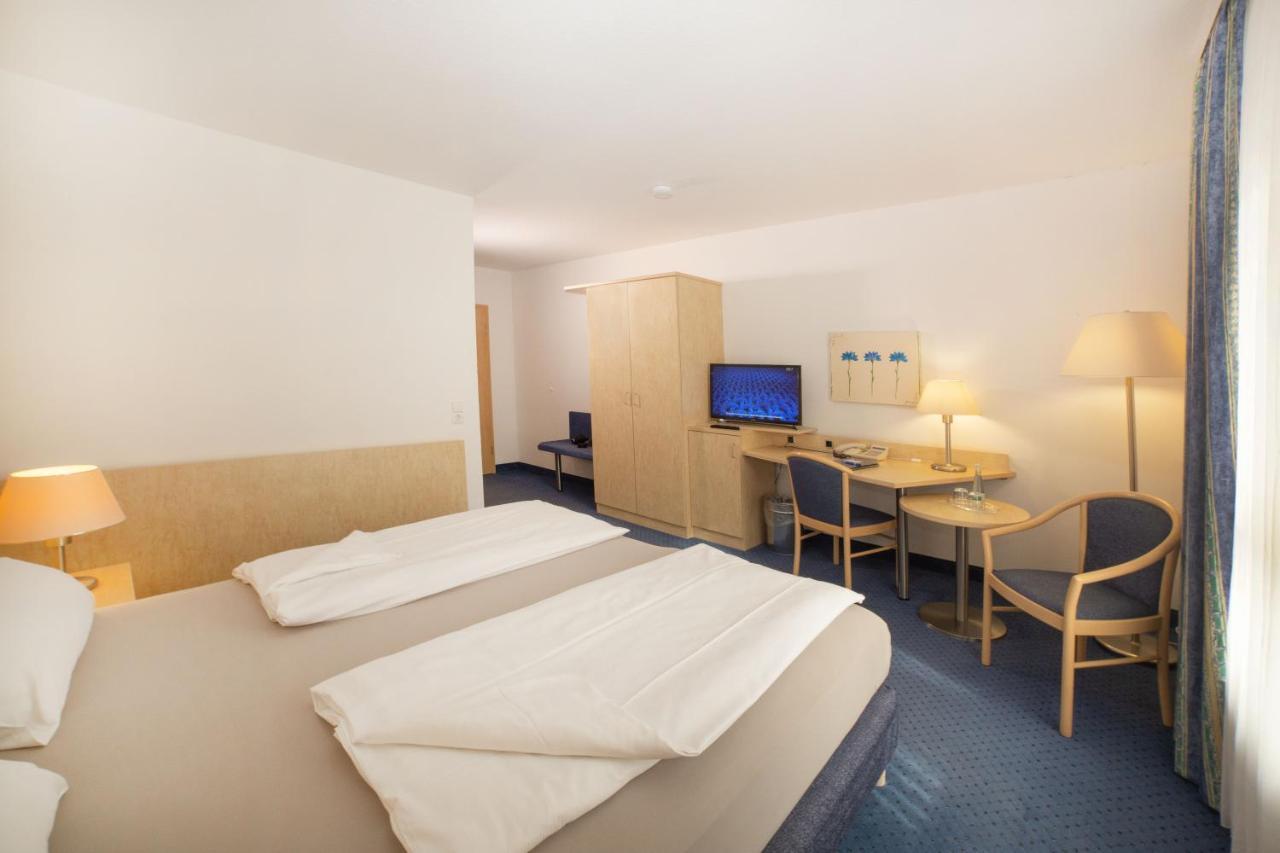 Fairway Hotel Sankt Leon-Rot Exterior photo