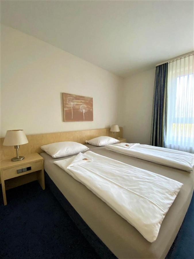 Fairway Hotel Sankt Leon-Rot Exterior photo