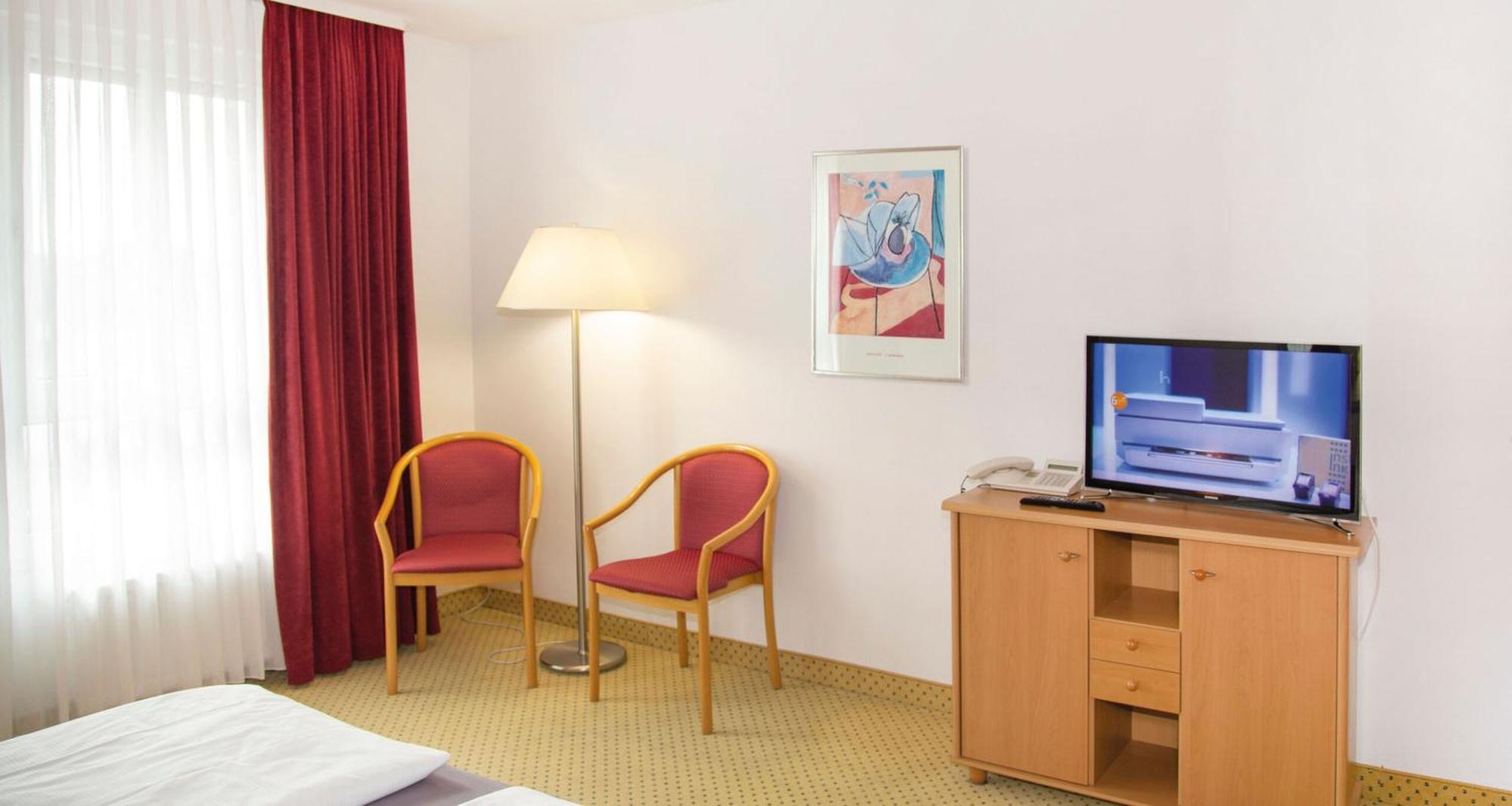 Fairway Hotel Sankt Leon-Rot Exterior photo